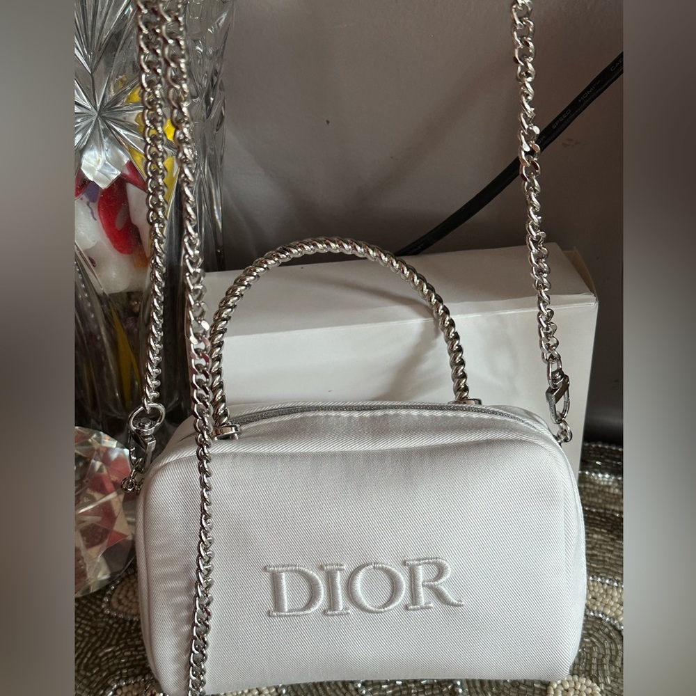 Dior NWOT Beauty White Denim Cosmetic Bag in crossbody bag new - Picture 12 of 16